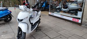 Peugeot Tweet PRO Lieferservice-Roller